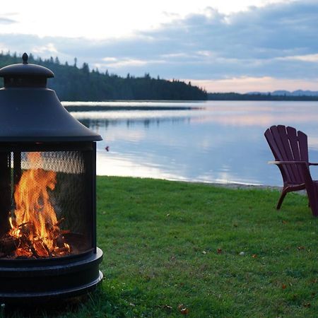 Le Cent Villa Chicoutimi Buitenkant foto
