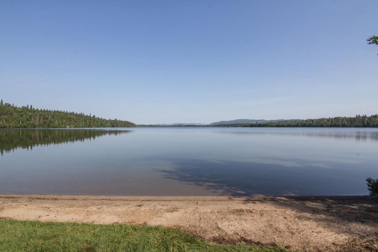 Le Cent Villa Chicoutimi Buitenkant foto
