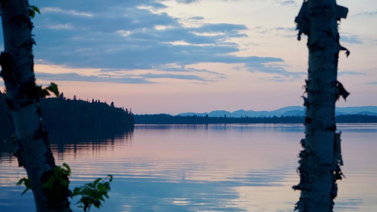 Le Cent Villa Chicoutimi Buitenkant foto